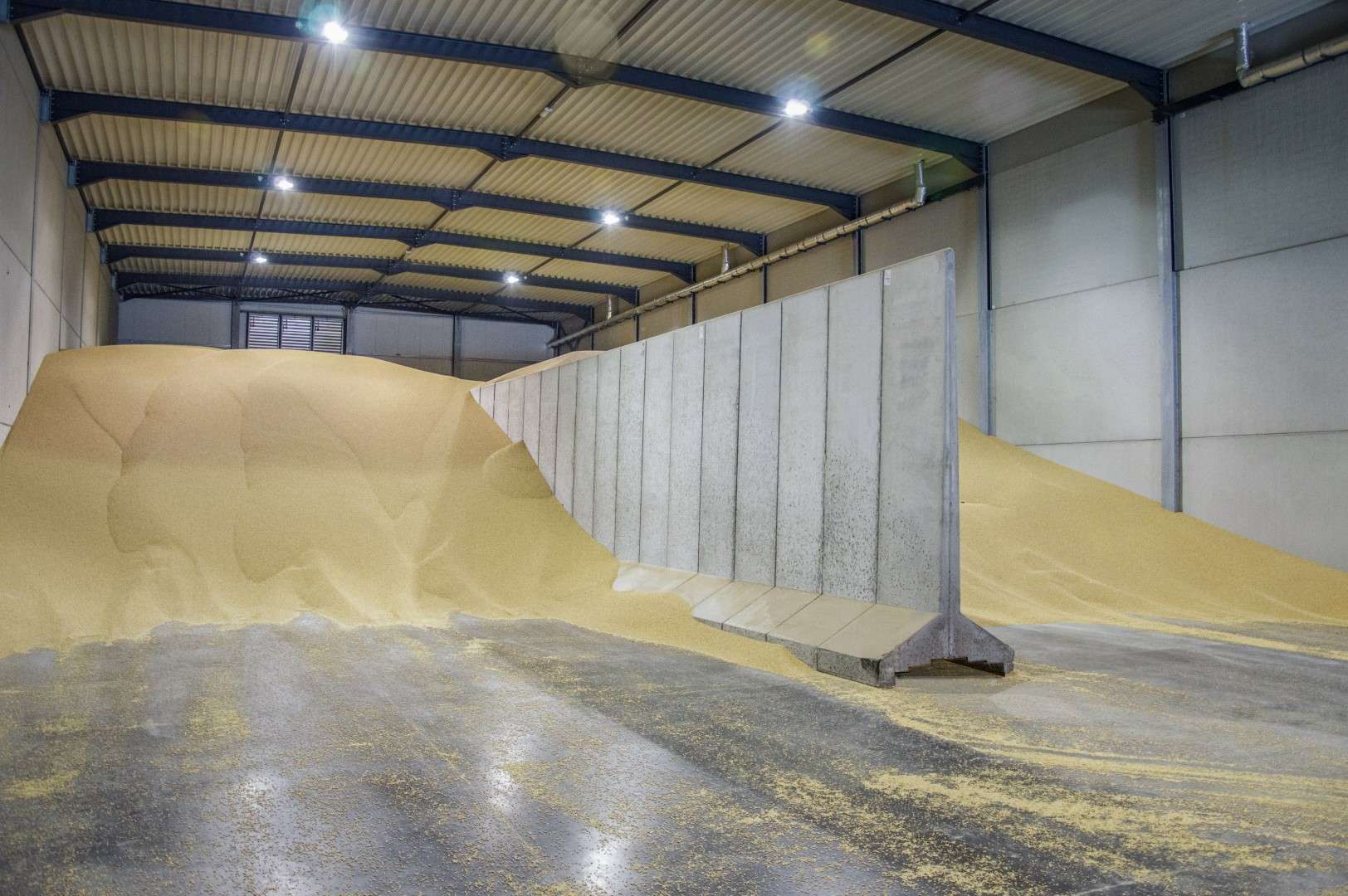 mur en T de stockage agricole